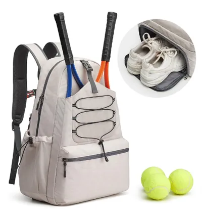 Mi a feladata a kültéri táska felső fedelének?